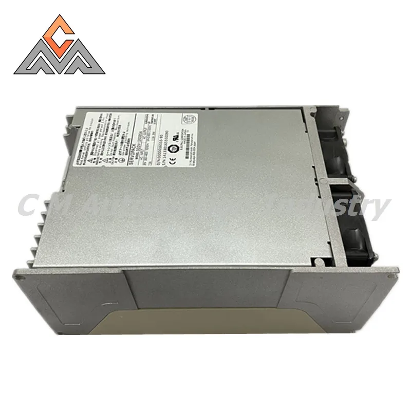ใหม่เอี่ยมใน SGDV-120D05A เซอร์โวสต็อกไดรฟ์