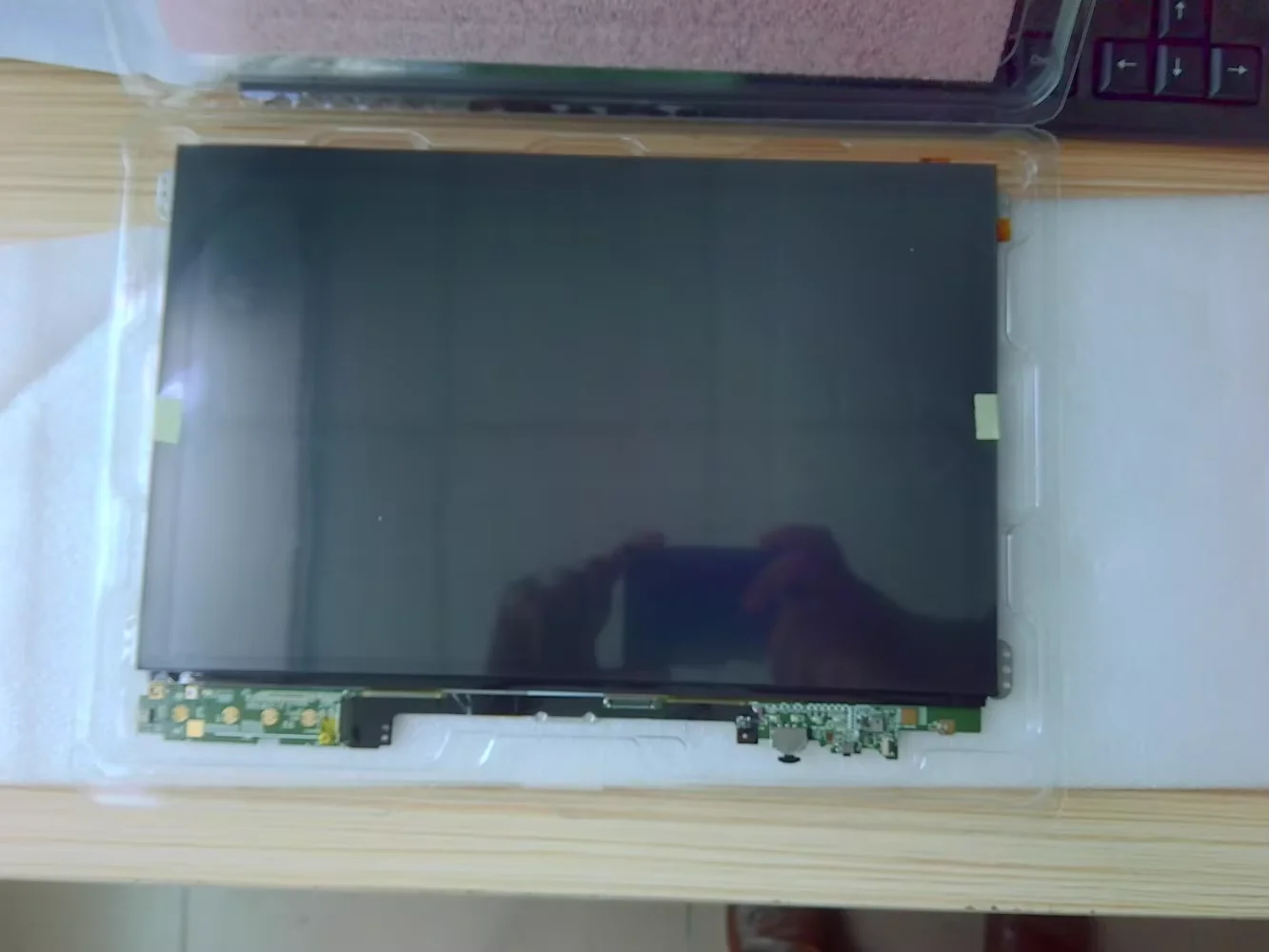 

B121EW10 V0 оригинальный 12,1-дюймовый ЖК-экран в наличии