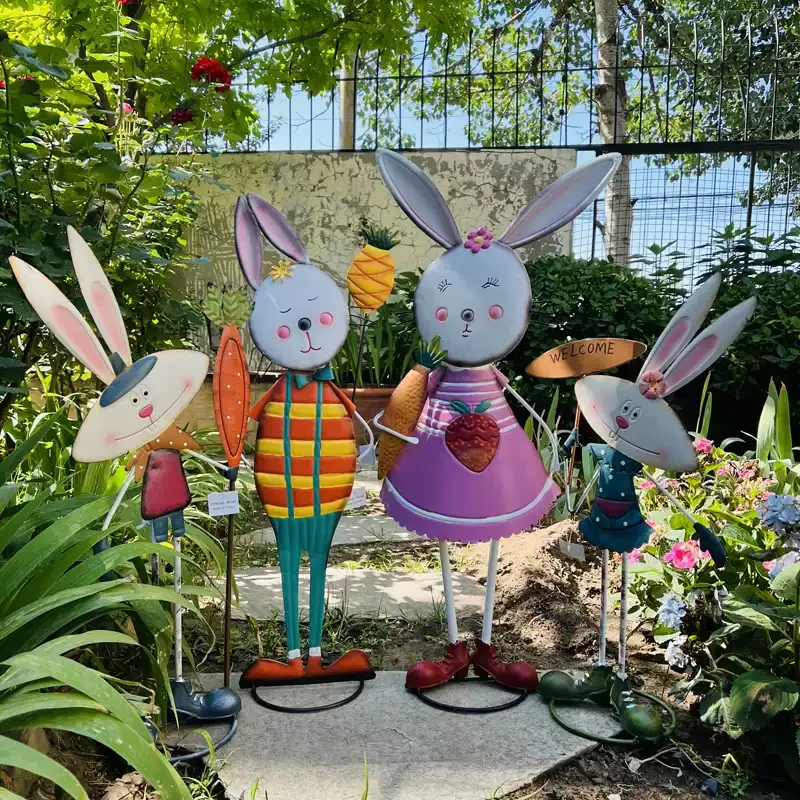 American Country Iron Rabbit Garden Ornament Rustic Animal Decor for Outdoor Farmhouse Metal Statue for Yard Cute Bunny Figurine