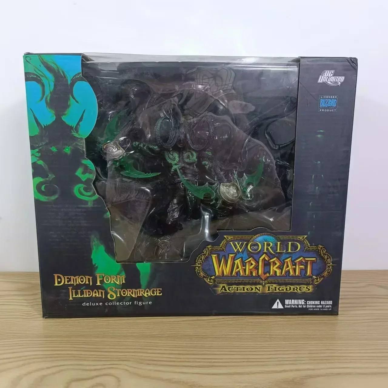 

25cm Anime DC Game WOW Character Demon Hunter Action figure illidan Stormrage statue Model PVC Collectible children gifts toy