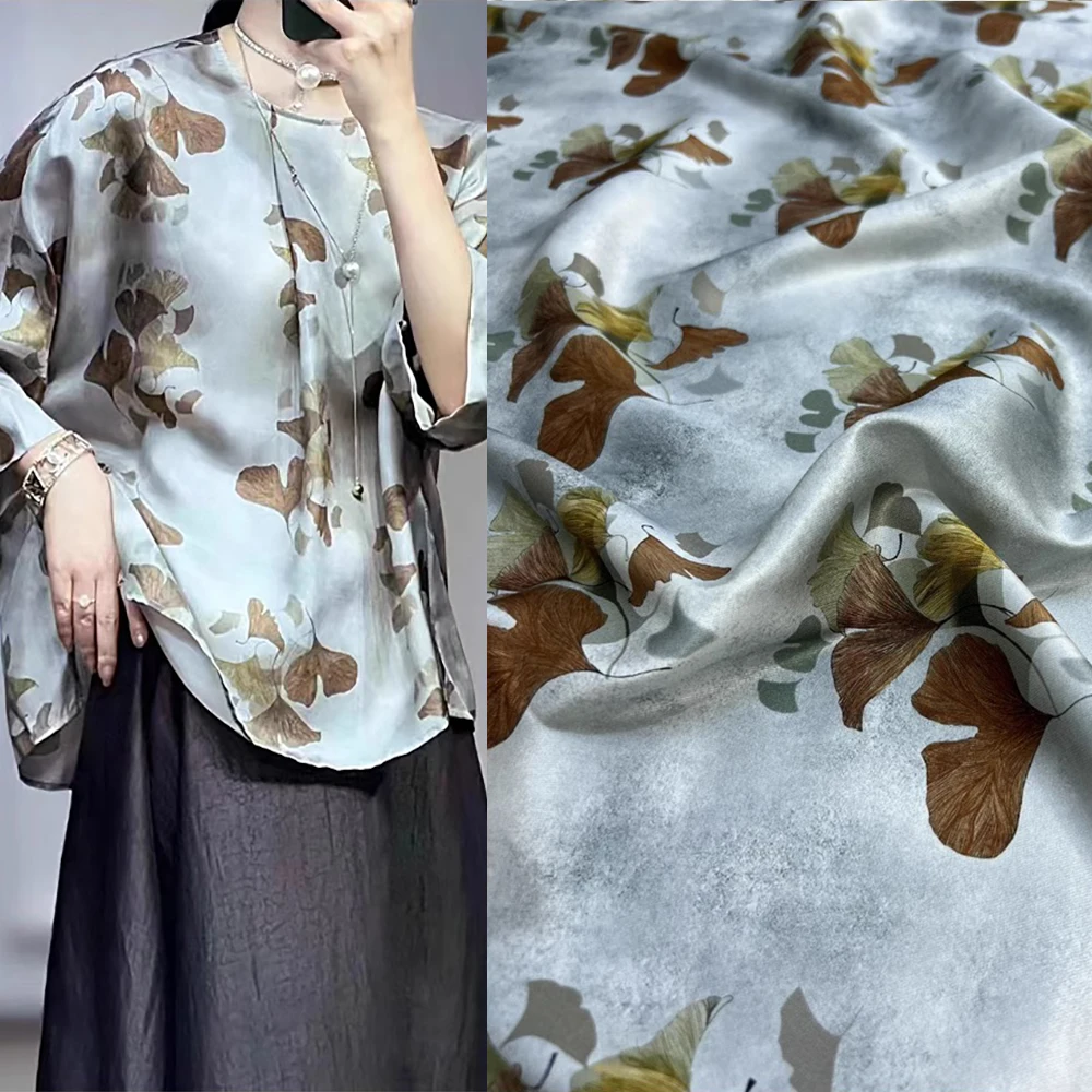 Printed Silk Twill 20 momme Width 140cm Pure Mulberry Silk Luxury Sewing Material For Women Shirt and Dresses Gray Color