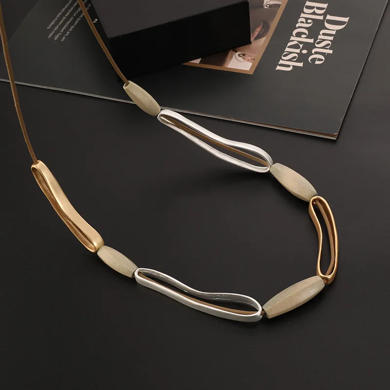 New in Hollow Long Chains Necklace Suspension Collar Pendants Korean Fashion Jewelry for Women Trend Accessories