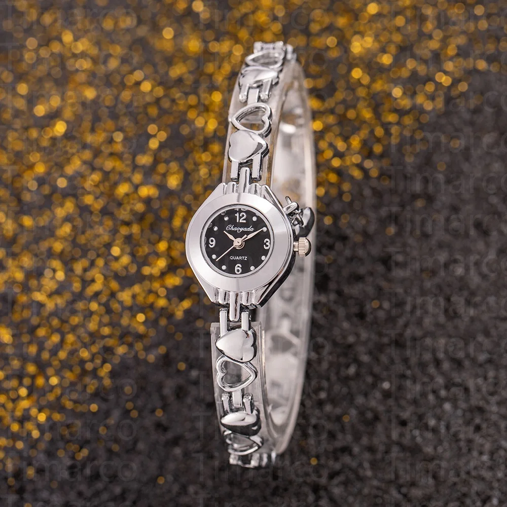 ساعات كوارتز ريترو النساء الحب القلب ساعات يد فاخرة أنيقة صغيرة الطلب السيدات ساعة اليد الإناث ساعة هدية reloj mujer