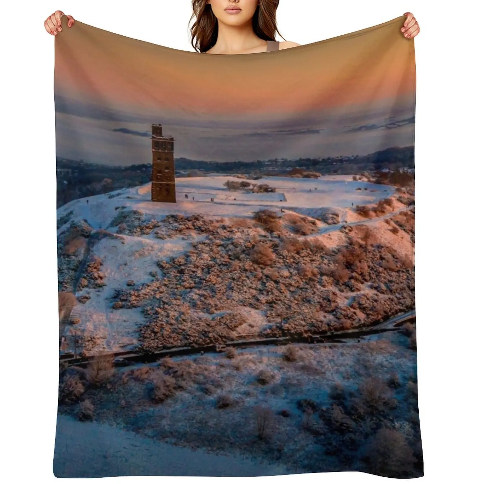 

Early morning Light Castle Hill Throw Blanket Blankets For Bed Single heavy to sleep Kid'S Blankets