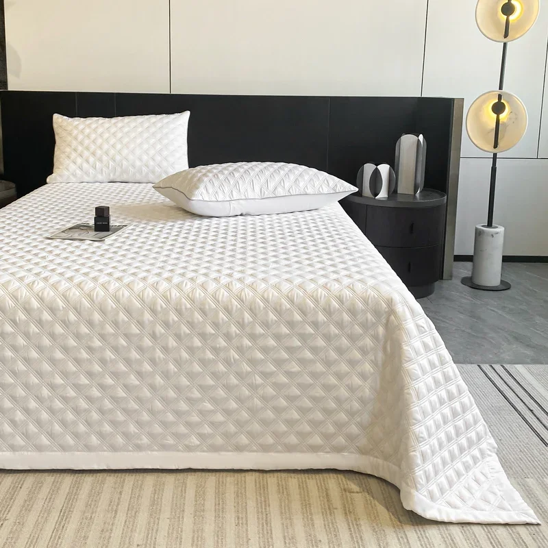 1pc White Bedspread on the Bed 침대커버 150x230 Quilted Bedsheet Simple Style Bed Cover Queen Size colchas(Pillowcase Need Order)