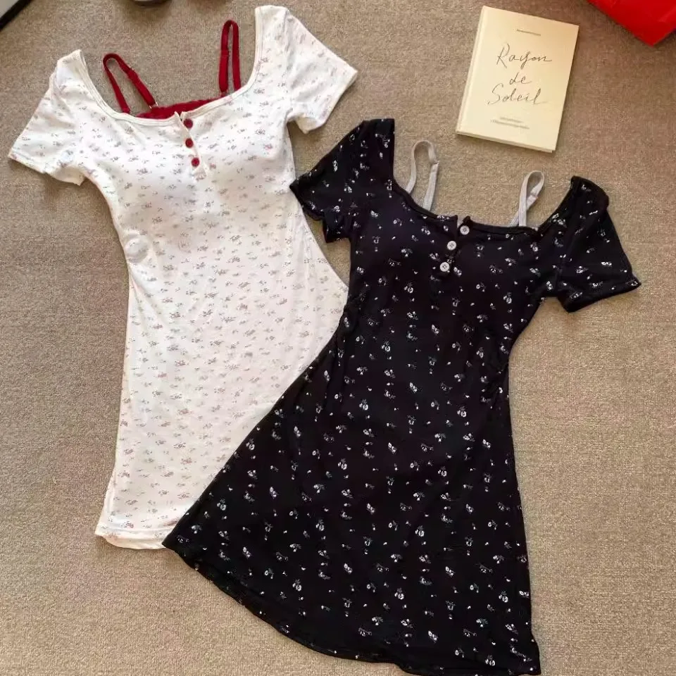 فستان قصير بتصميم بدون ظهر وطباعة زهرية، موضة نسائية لفصلي الربيع والصيف، تنورة قصيرة بتصميم A-Line مع تضييق عند الخصر.