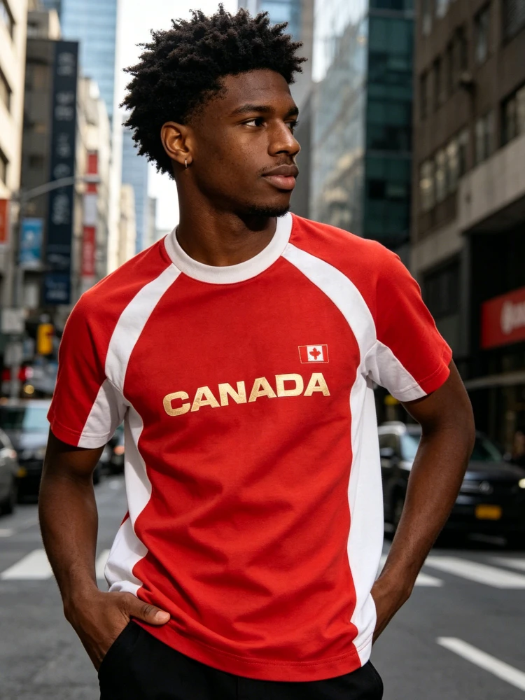 Canadian style red and white patchwork T-shirt, a must-have for casual sports