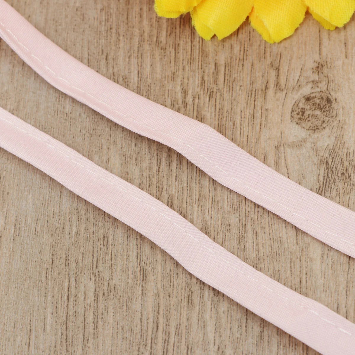 

Colorful Cotton Triangle Garland Banner for Birthday Party Decoration 12 Flags Easy Hang Indoors Outdoors Festive Event