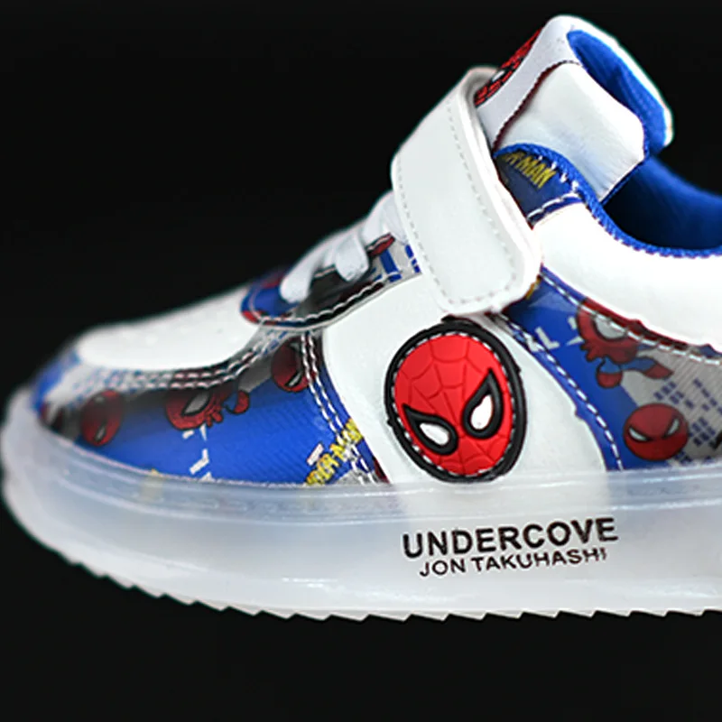 Disney Led lekkie buty dla dzieci moda kreskówka Spiderman chłopcy trampki dziewczyny na co dzień buty oddychające buty sportowe dla dzieci