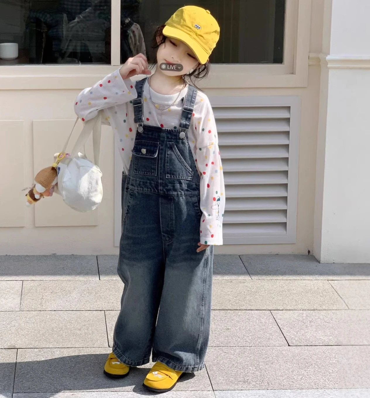 2026 Korean Spring Children Fashionable Jumpsuit Girls Loose Casual Trendy Polished White Fashionable Denim Overalls
