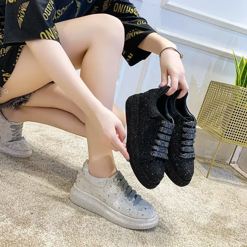 Autumn Spring New Women Platform Shoes Rhinestones Thick-soled White Silver Shoes Shining Crystal Sneakers Trend Casual Sneakers