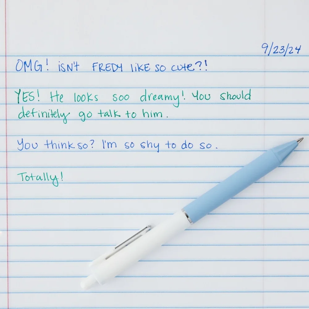 Retractable Gel Ink Pens 0.7mm Medium Point Fast Dry Non Smear Comfortable Grip 8 Colors for Writing Drawing