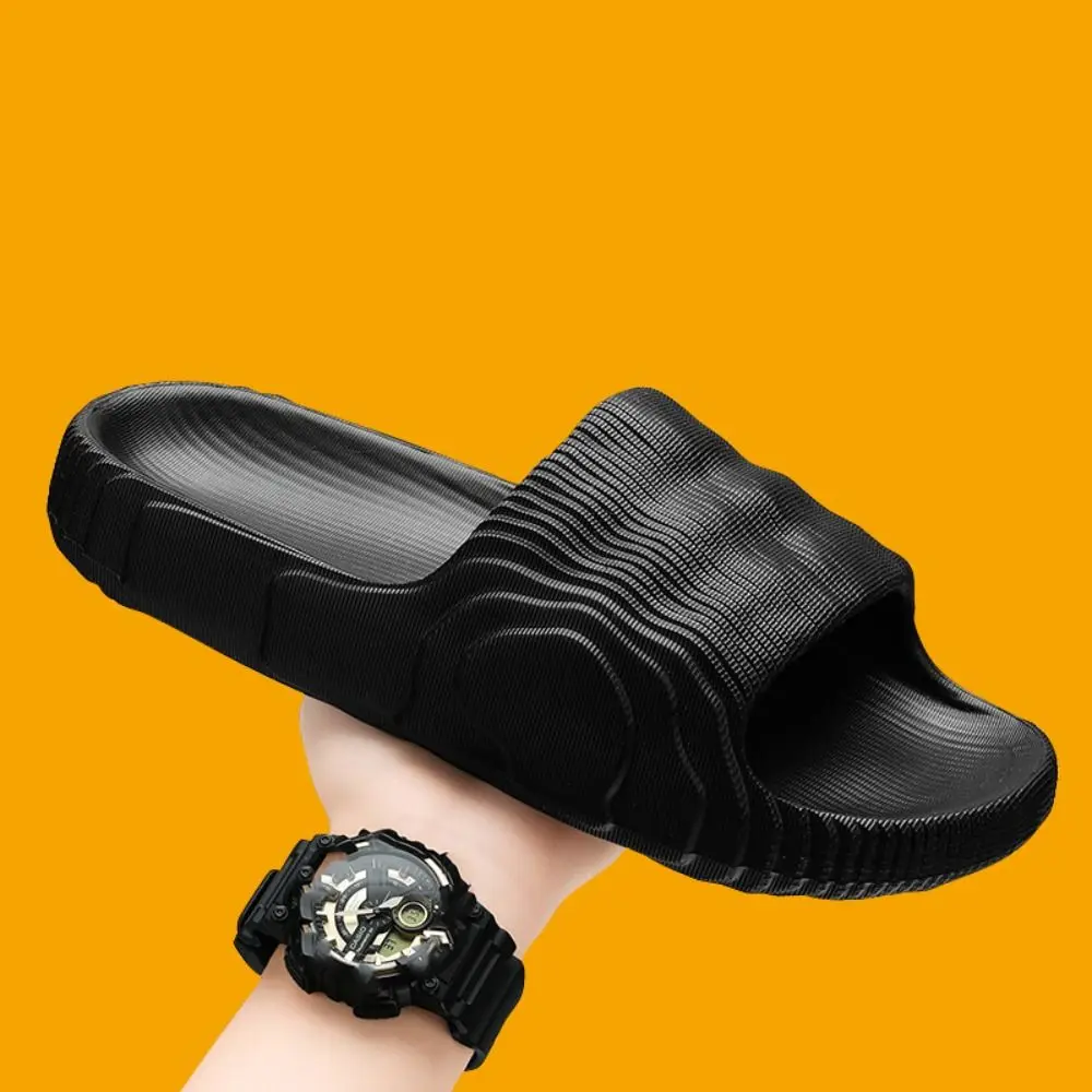 منصة بسيطة الشرائح الصنادل المضادة للانزلاق PVC سميكة سوليد النعال بحر أحذية النعال غير رسمية النساء الرجال الحمام