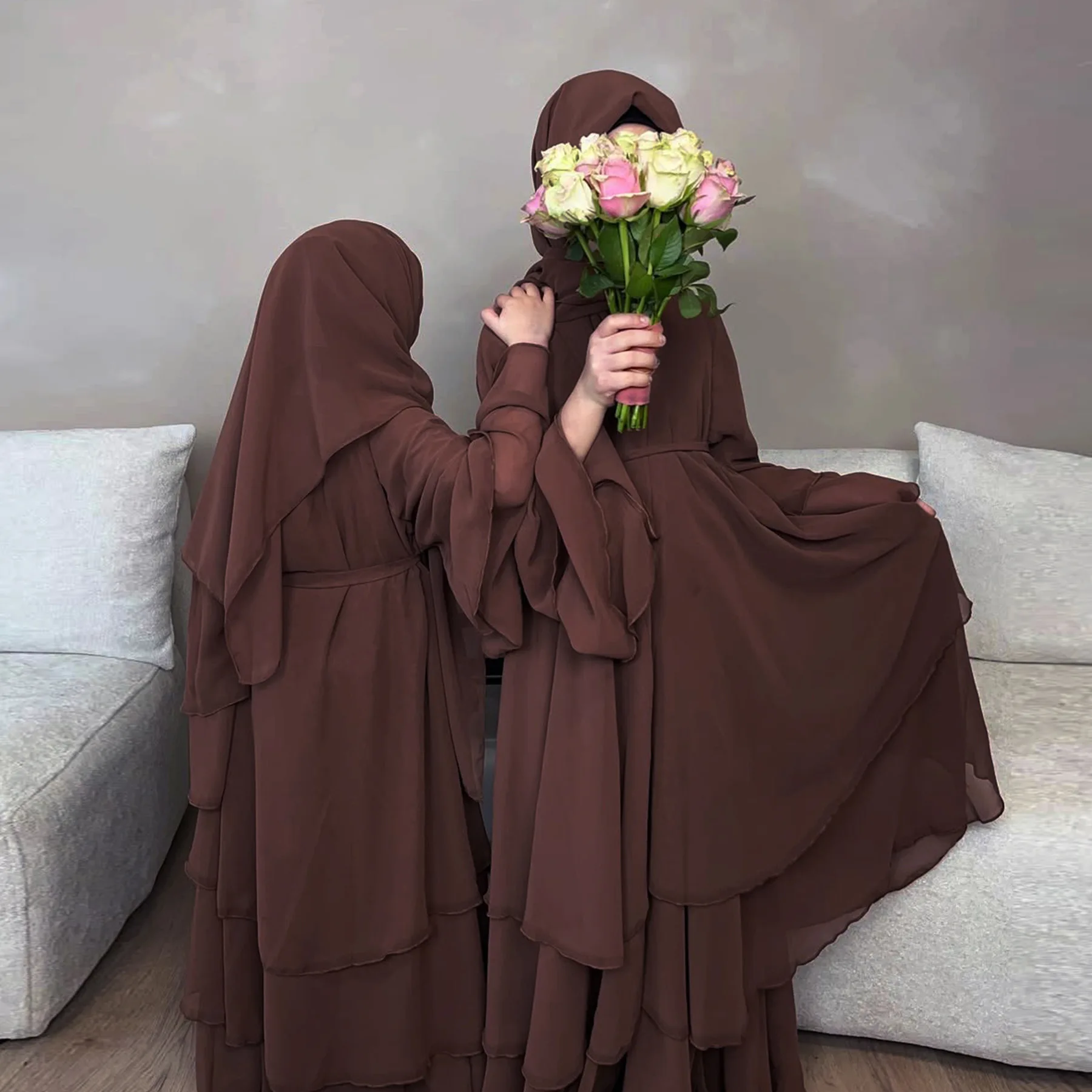 Eid Abaya per bambini Ragazze Donne Musulmane Ruffles Dress Dubai Open Abaya Ramadan Kebaya Islam Jalabiya Kimono Cardigan Caftano Robe