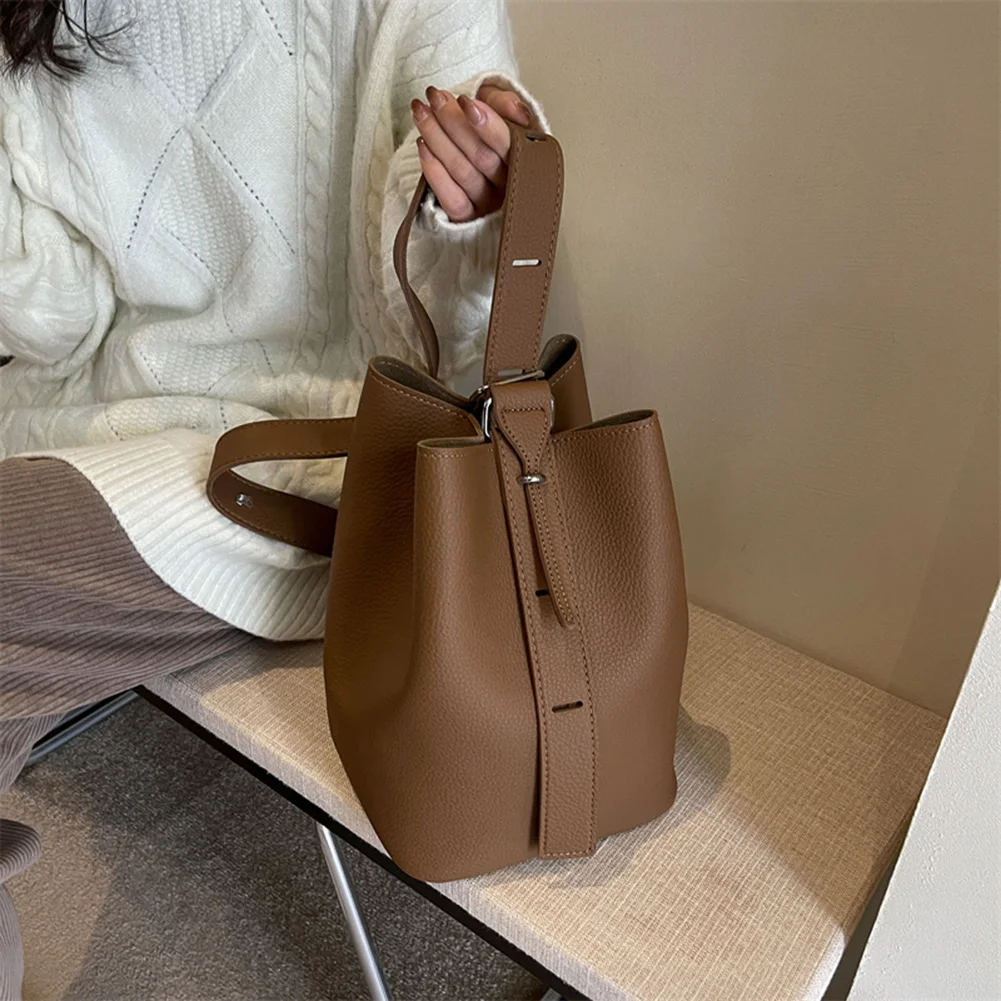 Women Versatile Shopper Bag Large Capacity Fashion Shoulder Bag Adjustable Strap Solid Color Simple Bag with Matching Clutch Set