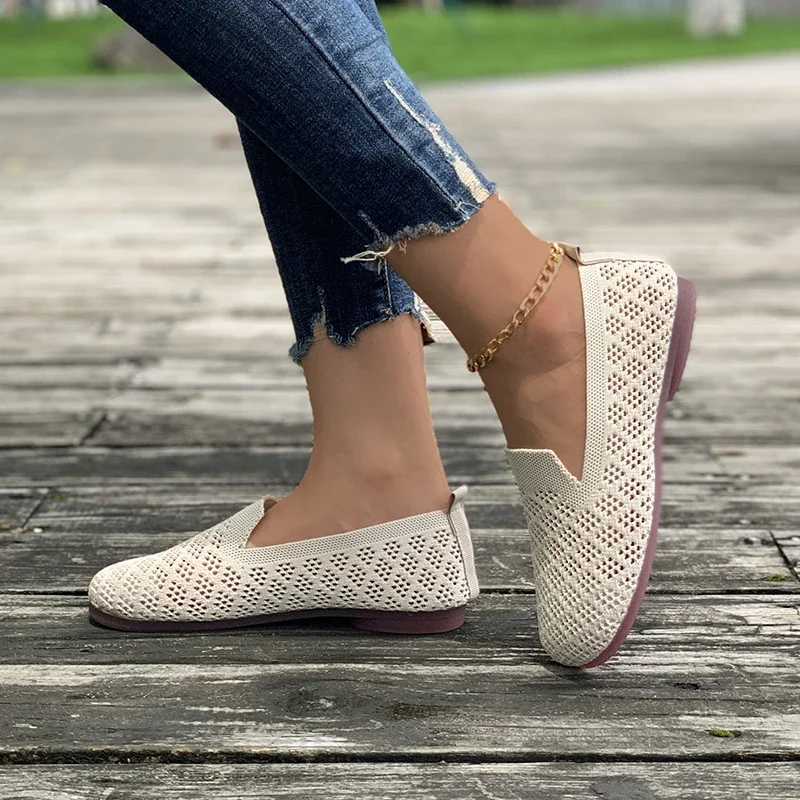 Mocassini autunno scarpe Casual donna tacco piatto punta quadrata Sneakers scavate scarpe a piedi nudi mocassino femminile lavorato a maglia 2024