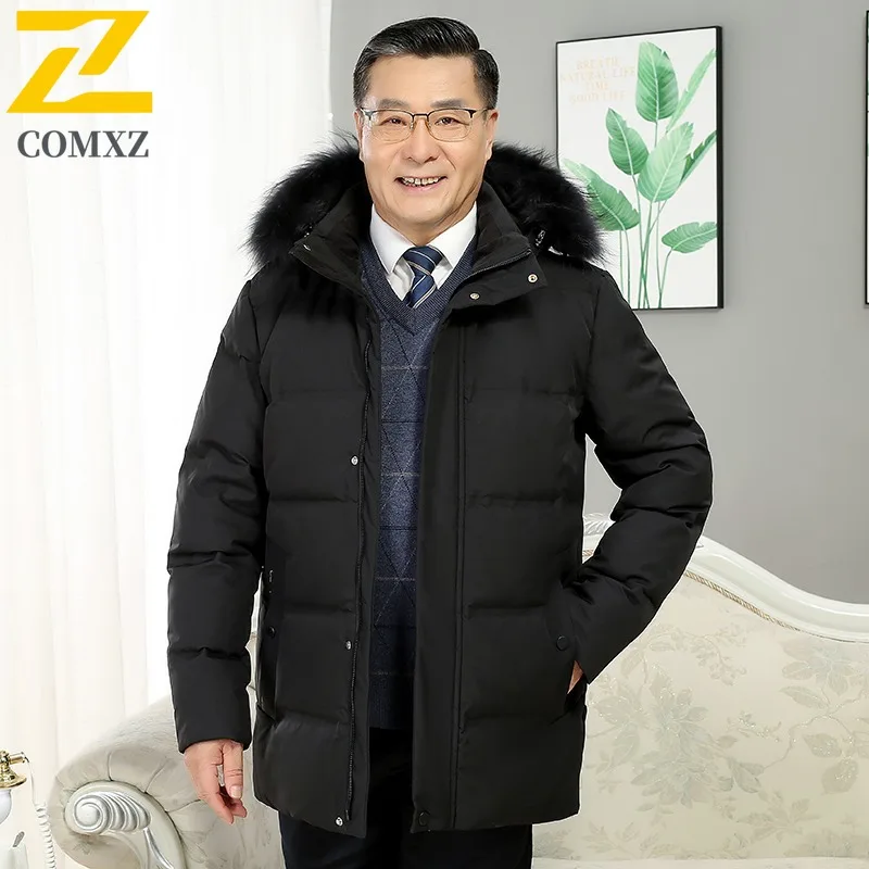 COMXZ 2025 الرجال سترة شتوية منتصف العمر قصيرة الأبيض بطة أسفل الحرارية عادية مقاوم للماء الكورية نمط معطف الأعمال في الهواء الطلق