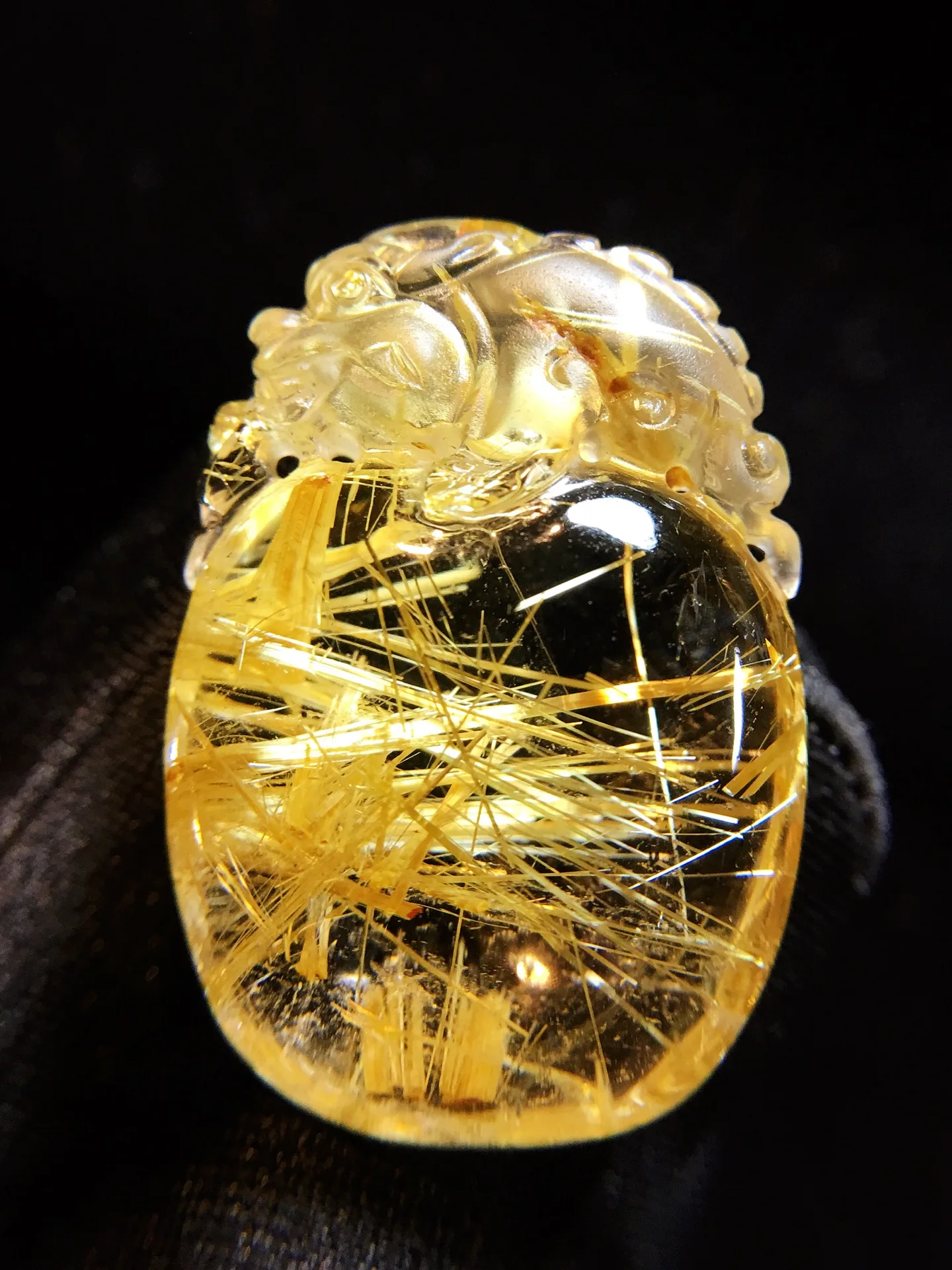 

Natural Gold Rutilated Quartz Pendant Flower Rutilated Quartz Jewelry 33.5*23.9*11.5mm Pi Xiu Men Women Brazil AAAAAAA