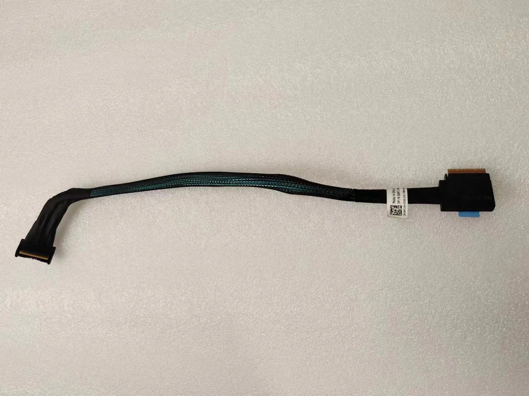 

R750XS 3,5 8, задняя платаR650XS SAS Line 0HP11W