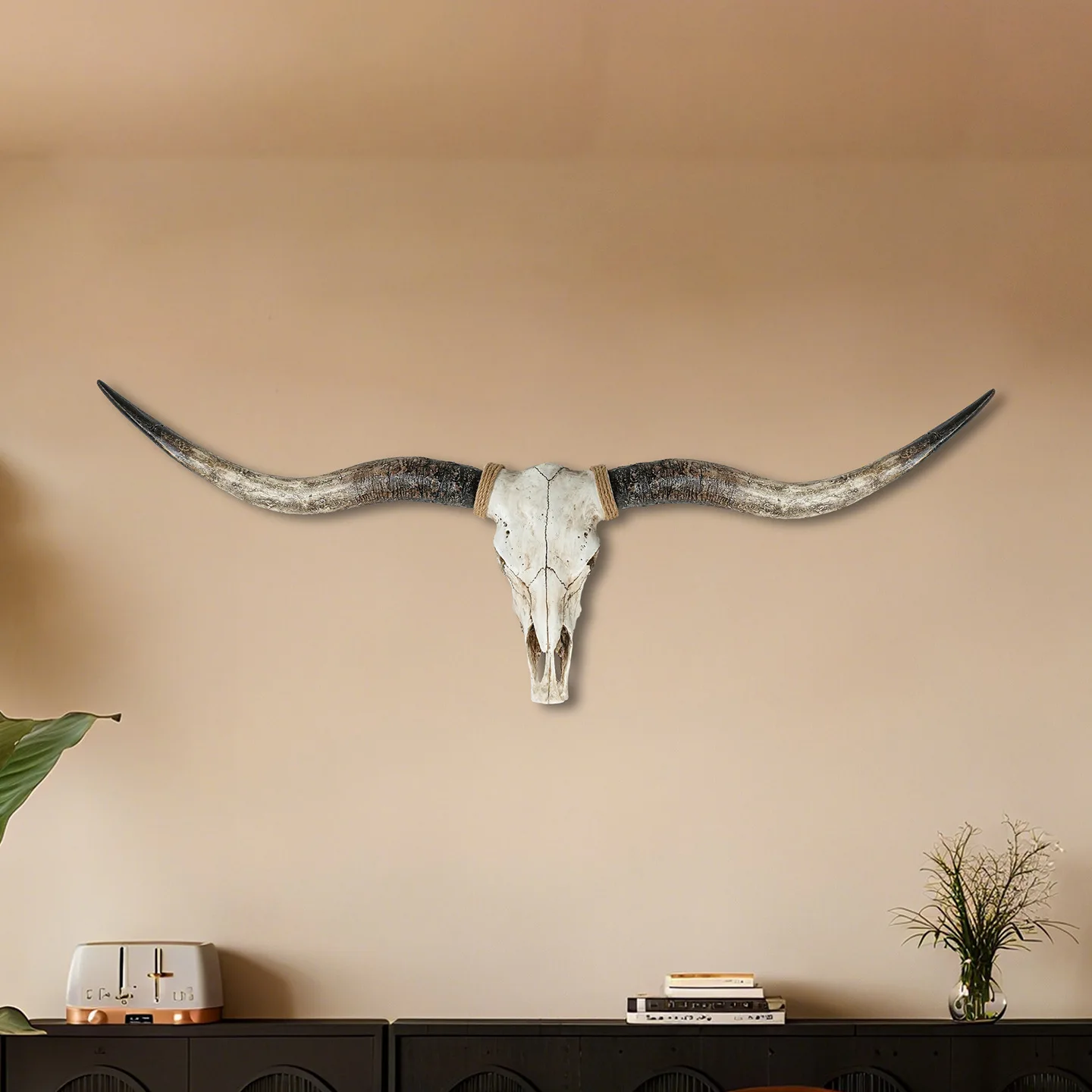 Cross-border extra-large cow head wall hanging decoration simulation animal head resin handicrafts restaurant B & B hotel
