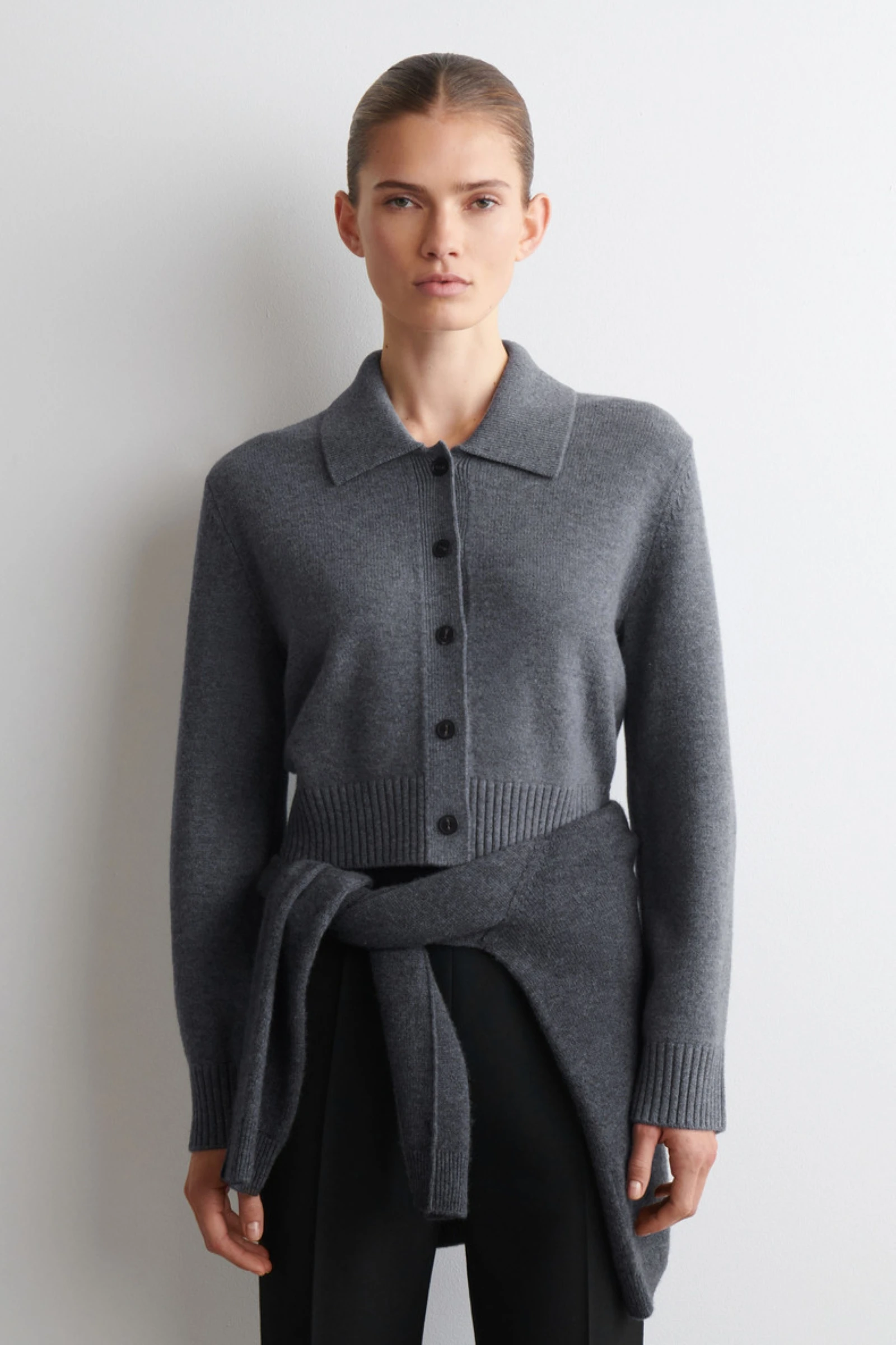

XIMIAN APPAREL 2026 cosmod spring new style of women's casual Standard style Dark gray button-down cardigan