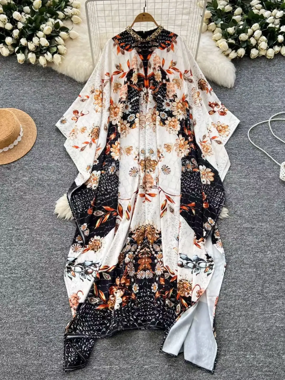 

European And American Fashion Printed Luxury Dress For Women Autumn 2024 New O-Neck Batwing Sleeved Loose Elegant Long Skirt