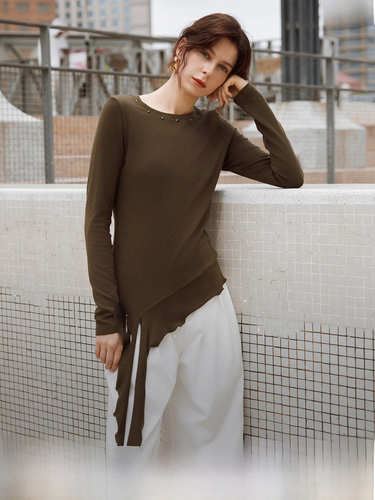 ELLE Modern Rhinestone Irregular Belted Long Sleeve Women's T-shirt Autumn New Woolen Small Audience Top Commute Style Pure C...