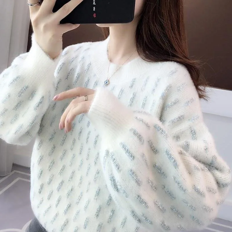 New Autumn and Winter Fashion Lazy Style Imitation Ferret Round Neck Thickened Loose Versatile Western Women\'s Knitted Sweater