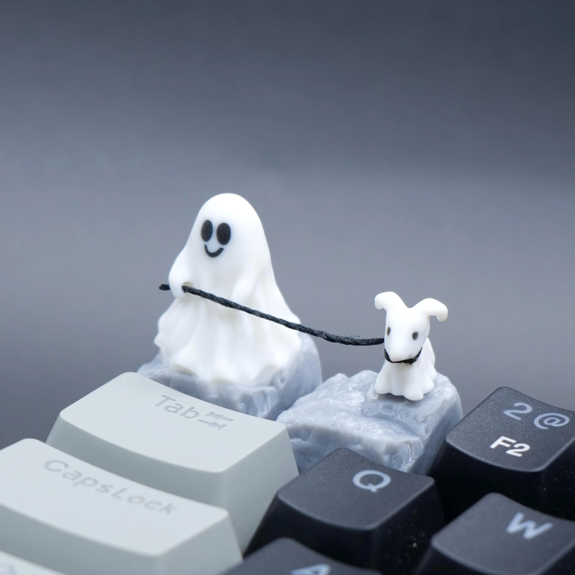

Колпачки для клавиш Ghost Puppy из смолы, 3D-печать, индивидуальные креативные колпачки для клавиш для механической клавиатуры, белые милые колпачки для клавиш на Хэллоуин