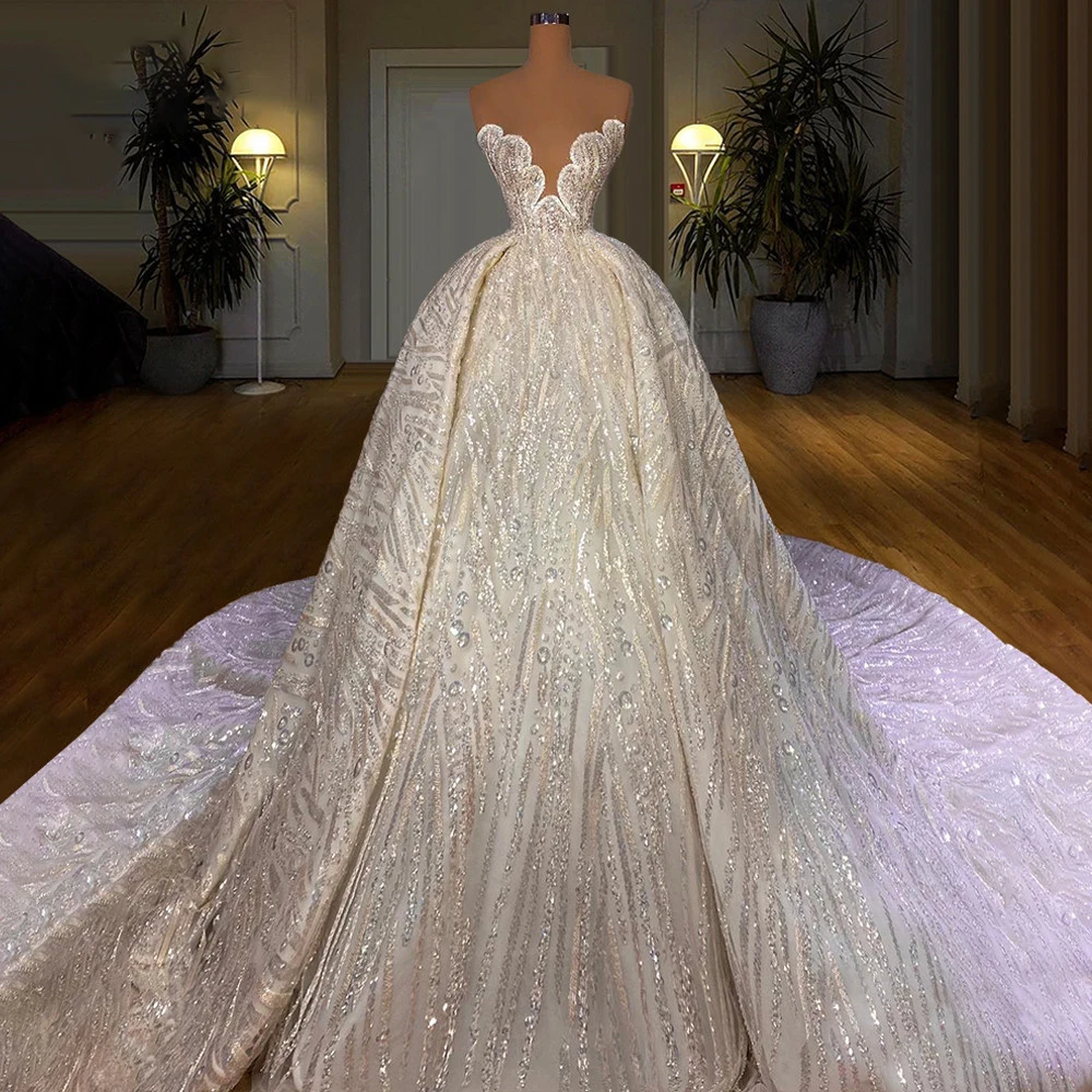 Tulle Vintage Arabian Bridal Wedding Dress Sweetheart Sequin Bridal Dress Sexy Ladies V Neck Long Sleeve Elegant Seaside Wedding
