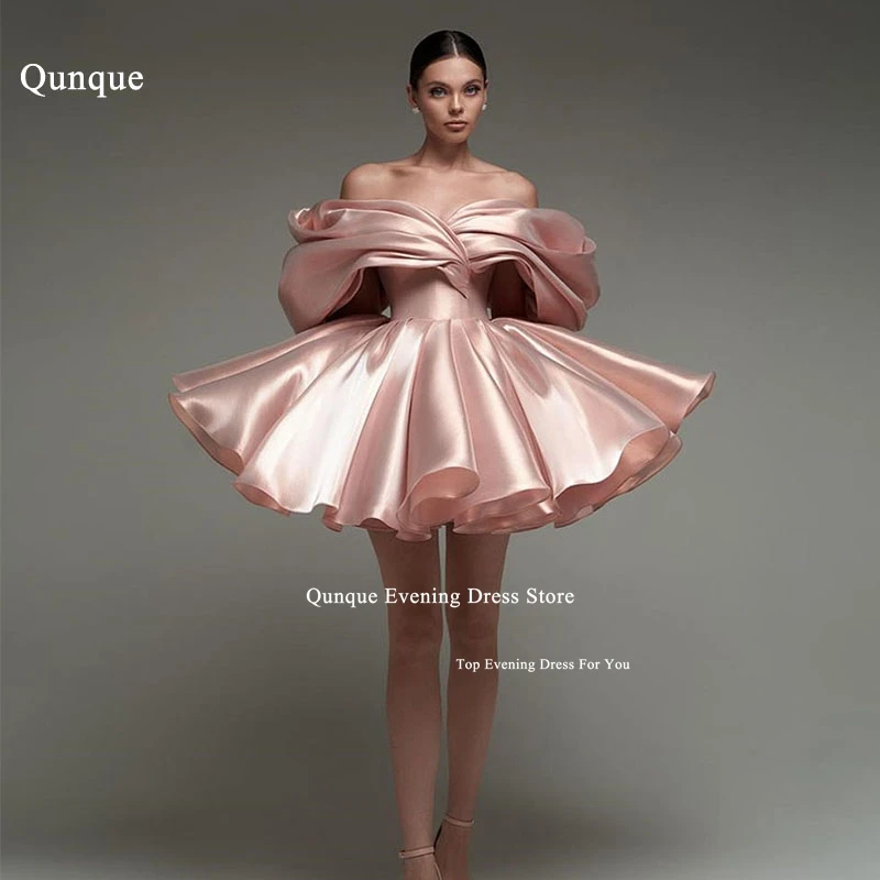 Qunque Elegant Strapless Short Homecoming Dress Customized Off the Shoulder Pleat Party Dress Corset Back Mini Robes De Soiree