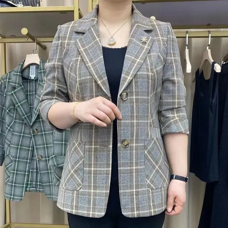 Fashion Plaid Suit Jacket Middle-Aged Elderly Women Suit Coat 2024 New Spring Autumn Casual Outerwear Female Loose Tops 5XL