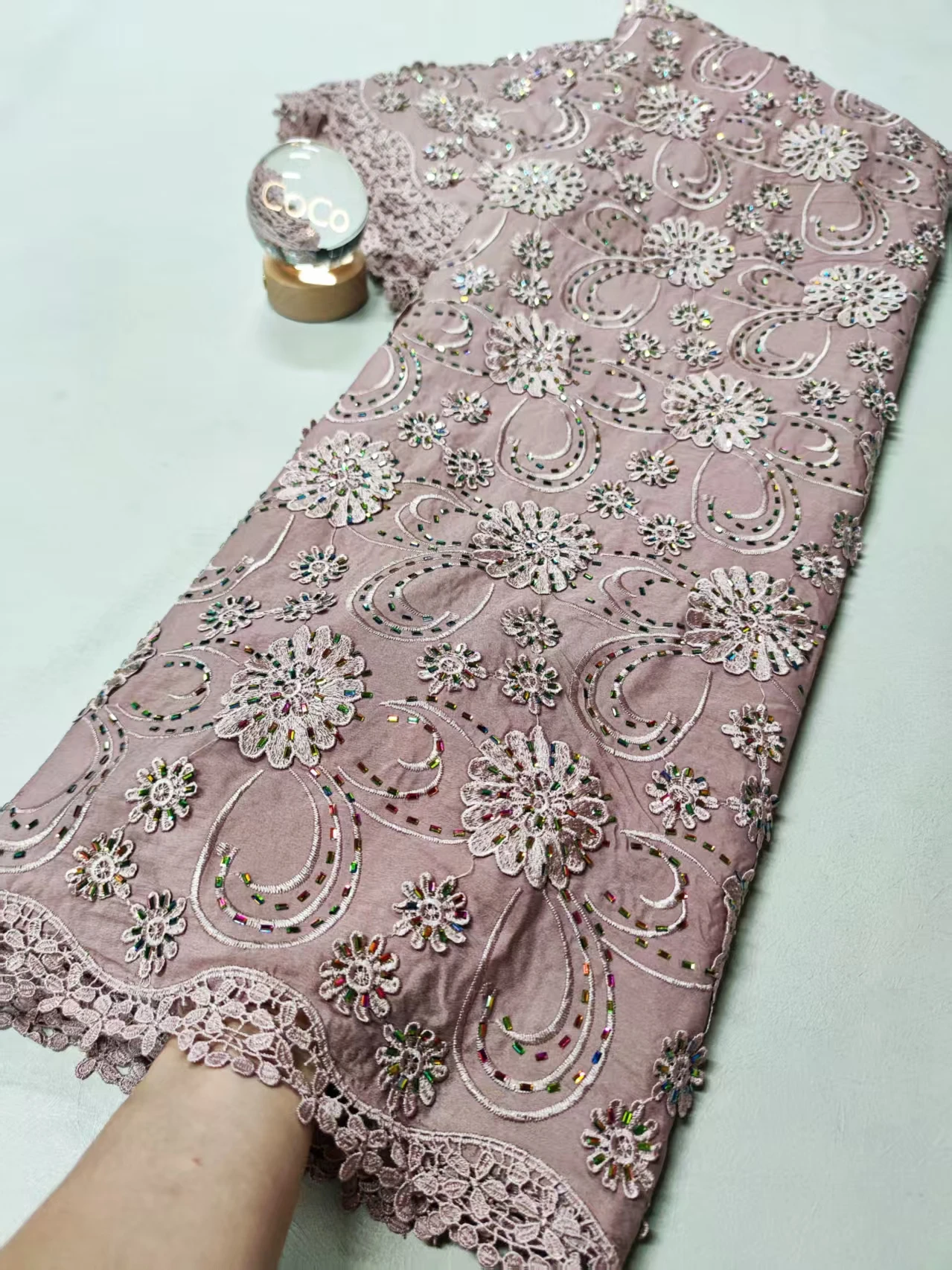 

2025 New African Lace Fabric Nigerian Tulle Embroidered Bridal Gown Material Soft Cotton Damask for Wedding Party Dresses 5Yards