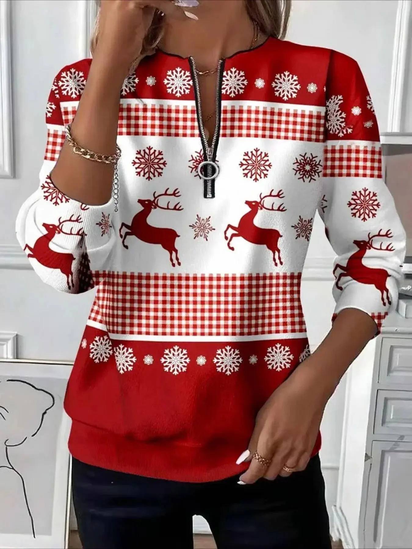 2026 Autumn Women's New Red Reindeer and Red Snowflake Pattern Printed Casual Top, Street Fashion Long Sleeve Top
