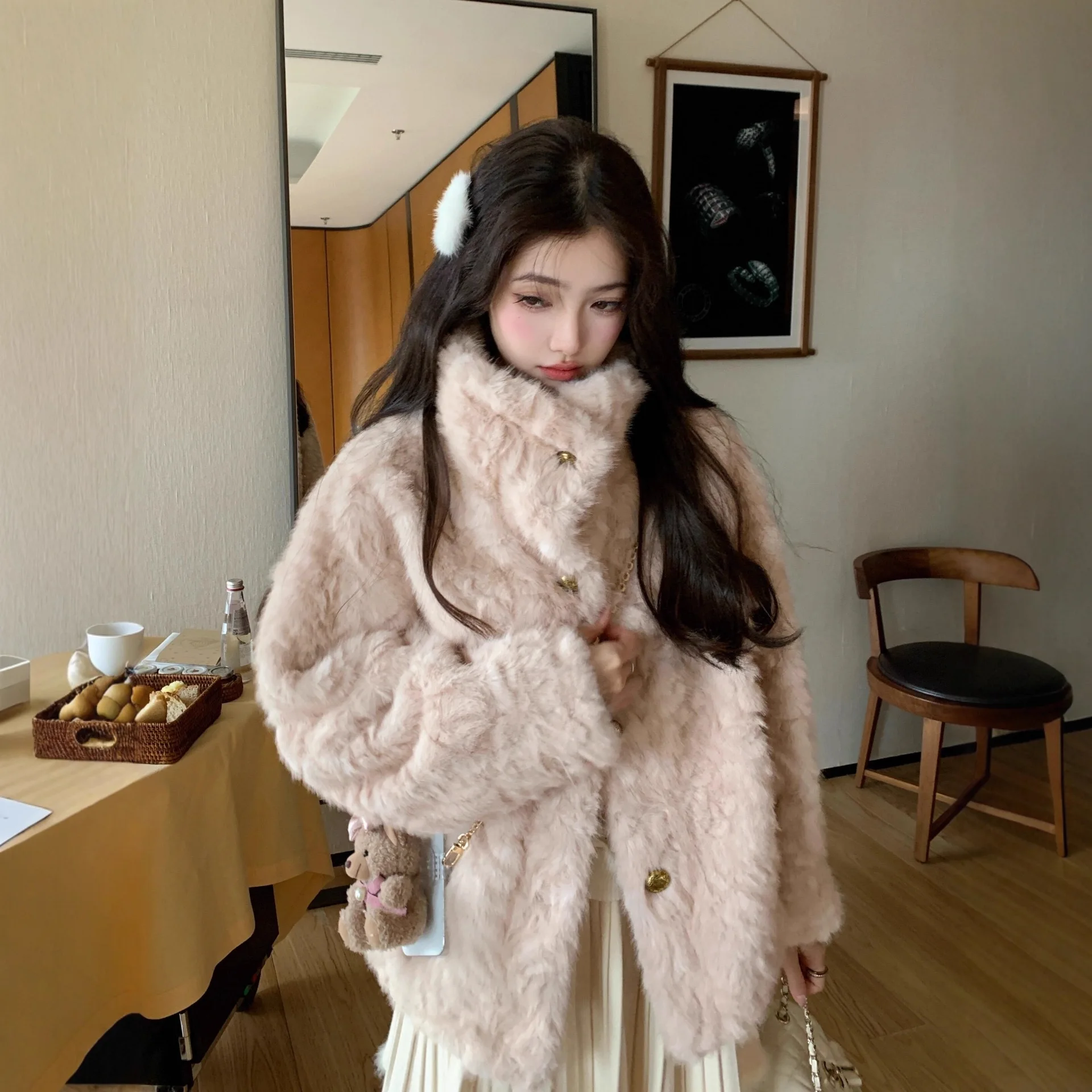 2026 New Winter Small Fragrance Wind Korean Version Lmitation  Rabbit Fur Grass Coat Women's Short Thickened Warm Plush Coat