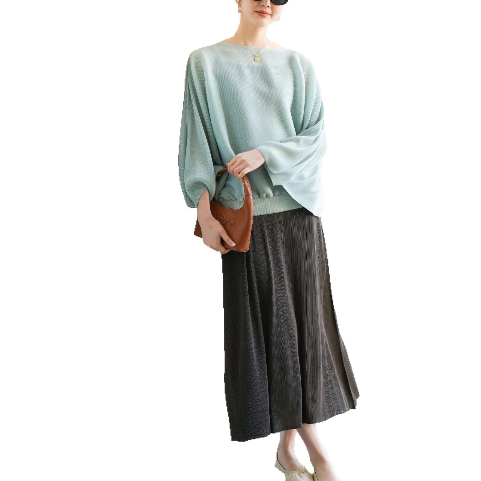 Miyake Early Autumn New High-end Pleated Temperament Pleat Elegant Loose Bat Sleeve Fashion Comfortable Casual Top Sweater