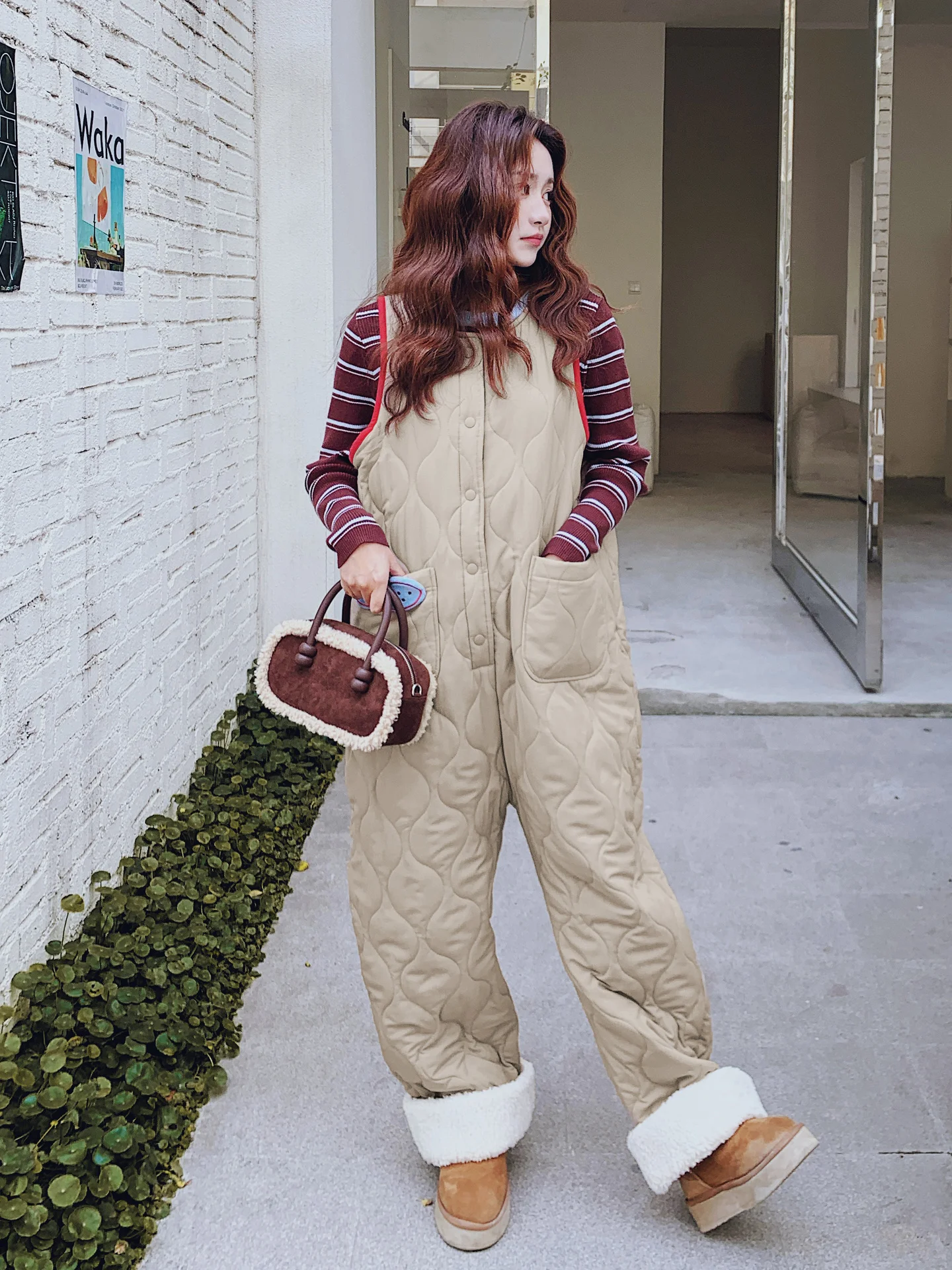 طقم جمبسوت كاجوال من القطن مبطن كاكي كسول للنساء لخريف وشتاء 2025 طقم علوي محبوك جديد مكون من قطعتين بخصر عالٍ...