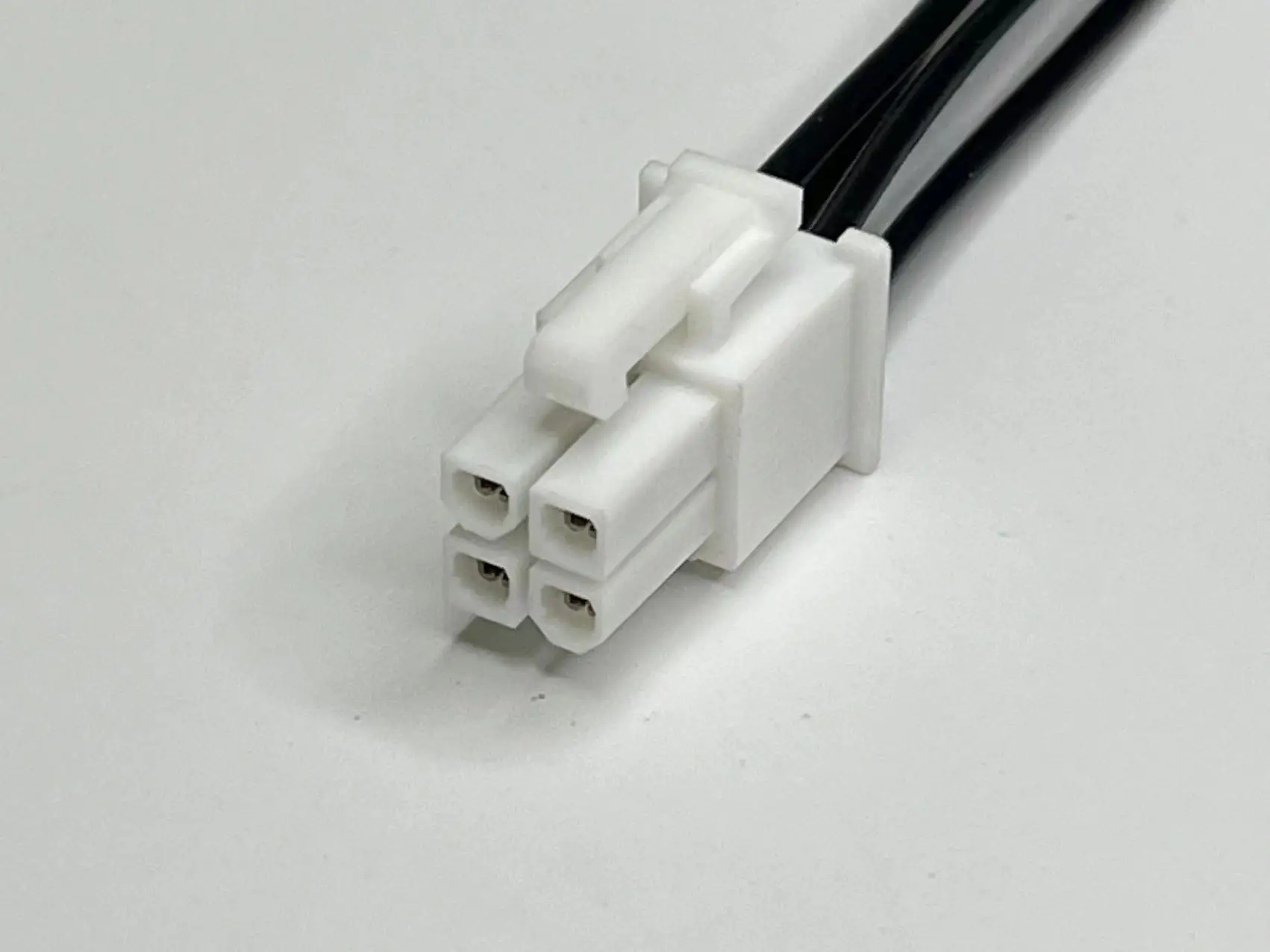 MOLEX MINI FIT-Faisceau de câbles OTS avec fils, hors étagère, pas de 39012045mm, 4.2, 4P, 39-01-99, 2045, 5557-04R-210