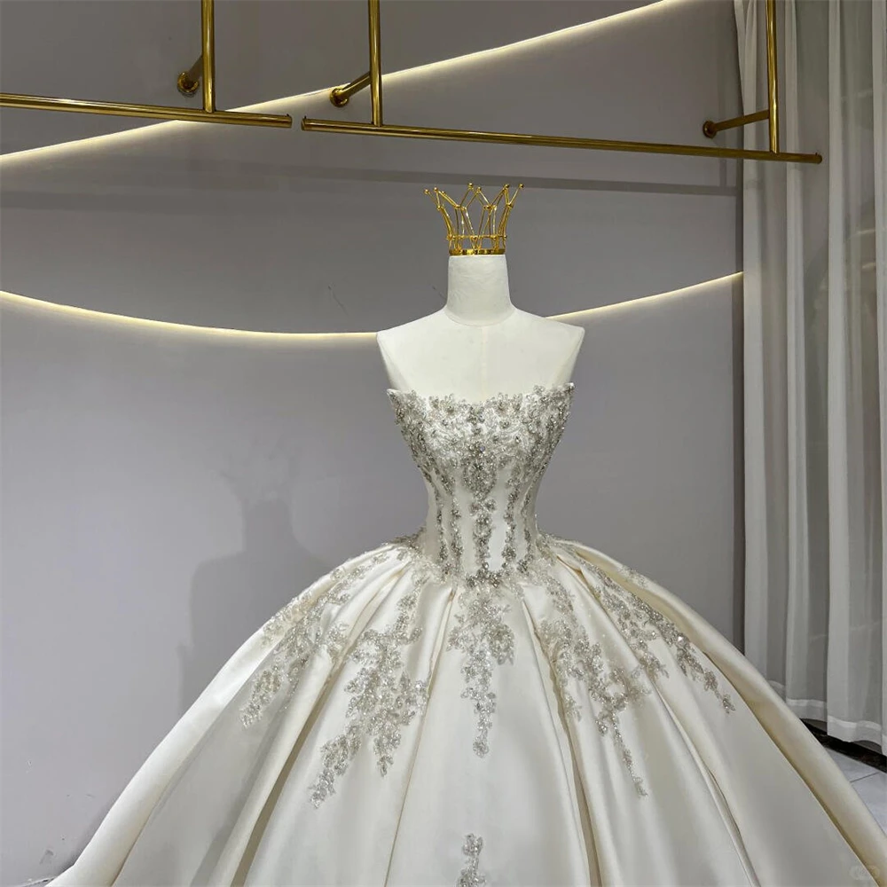 

Customized Elegant Ivory Satin Wedding Dress Formal Strapless Sleeveless Bridal Gowns Soft A-Line Chapel Train Vestido De Novia
