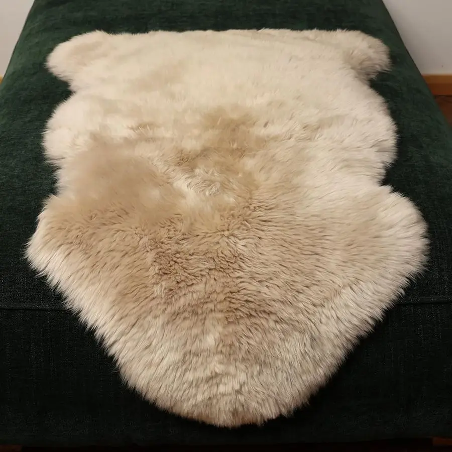 

Genuine Sheepskin Area Rug Wool Rug Fur Carpet Fluffy Shaggy Fur Rug for Living Room Kids Bedroom Real Sheepskin Throw Lambskin