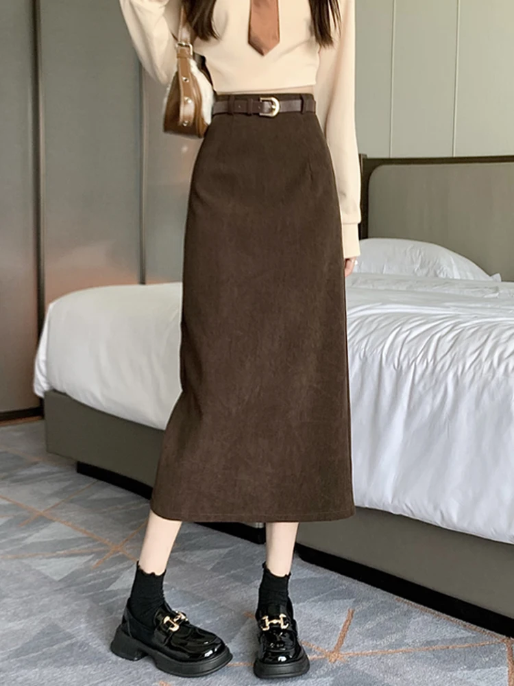 

Thickened Corduroy Half length Skirt Women Autumn/Winter 2025 New High Waist and Skinny Split Hip Wrapping Long Skirt