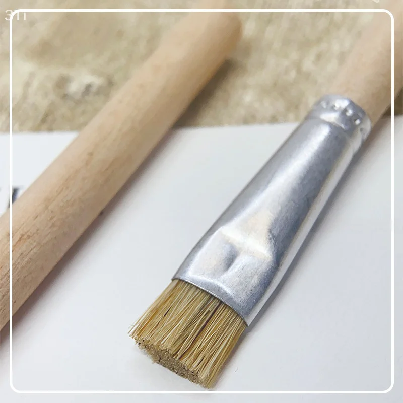 Nail Pen Brush Hard Bristle Styling Brush Cleaning Brush With Wooden Handle Nail Tools