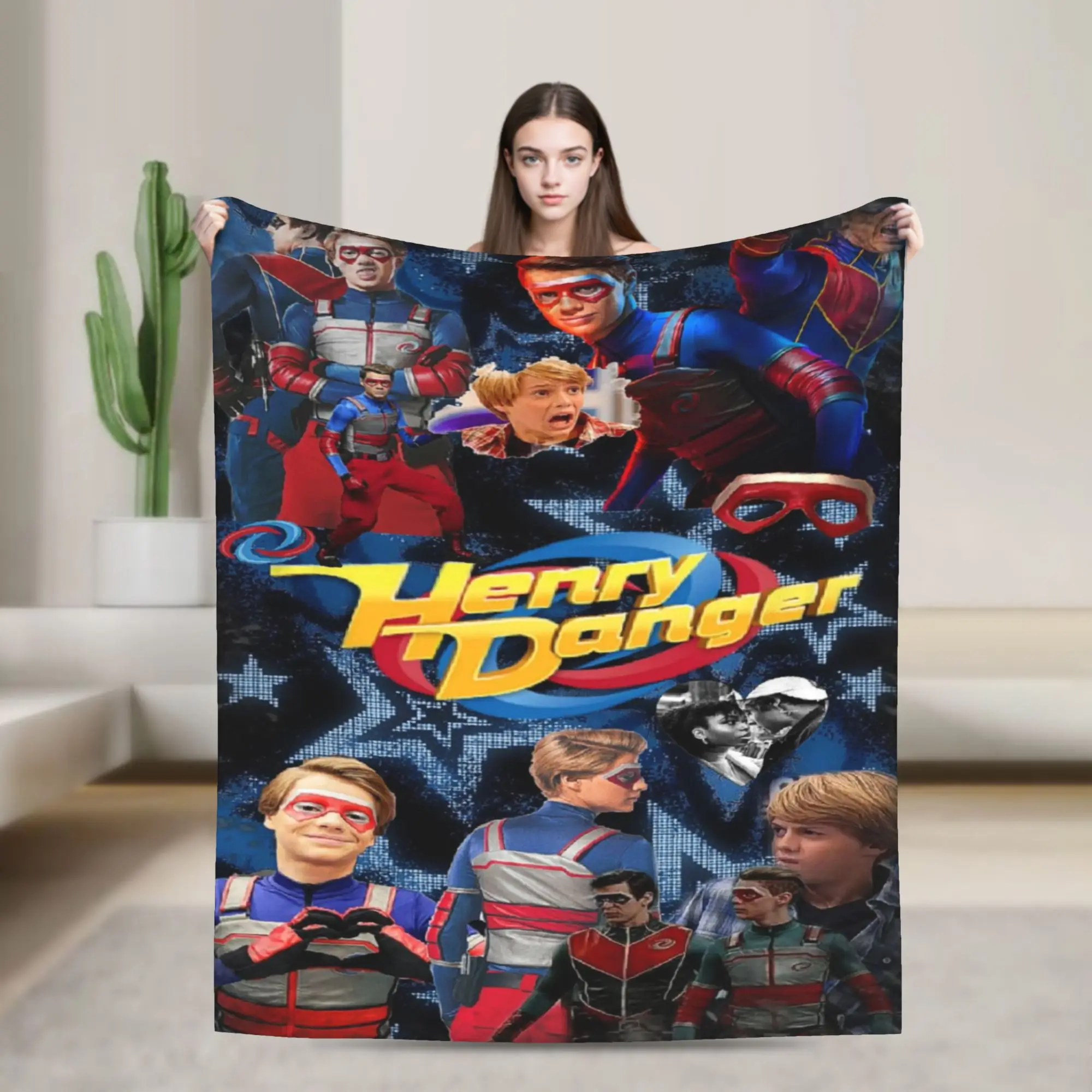 Stylish Captain Henry And Kid Danger  Blanket Super Soft Fleece  Cozy Throw Blanket Machine Washable