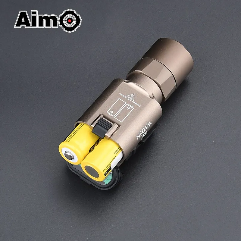   600 Lumens X300U X300 Flashlight Hunting Weapon light  Pistol Gun White LED Fit 20MM Rail 1911 Pistol WADSN Flashlight