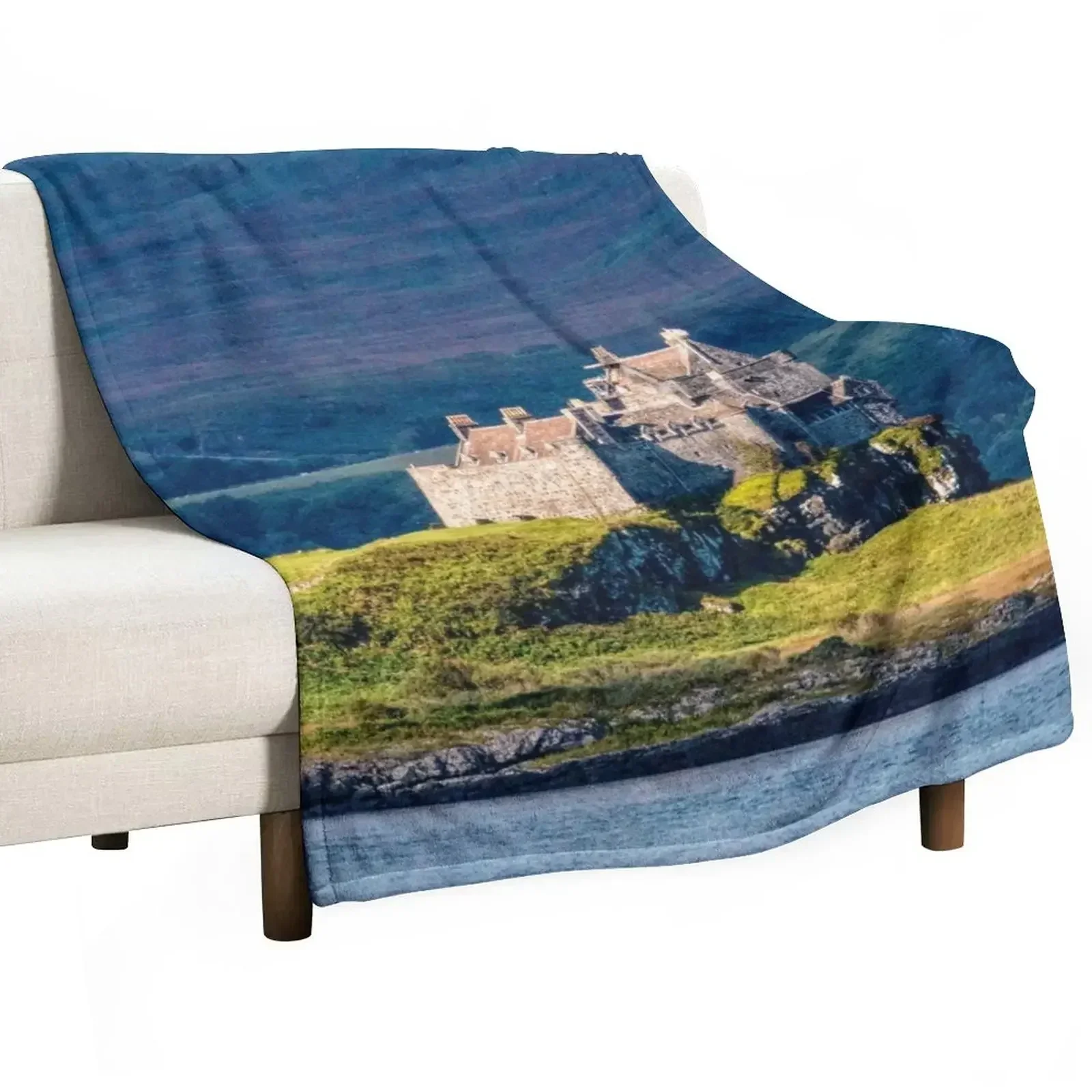 Duart Castle Throw Blanket Lightweight Warm Blanket for Travel Camping