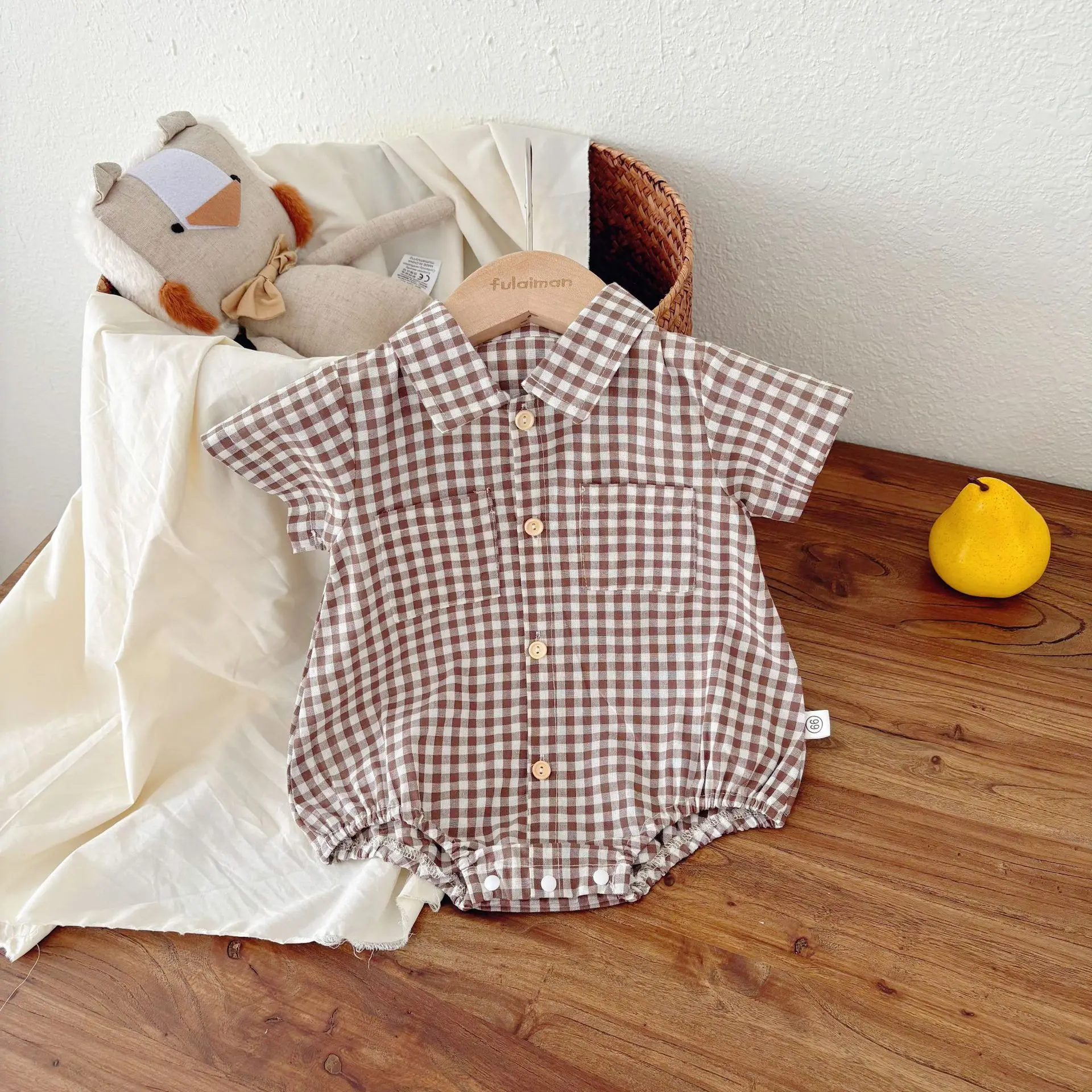 

New Baby Short Sleeved Rompers 2025 New Summer Boys Checkered Thin Handsome Climbing Clothes Boys Baby Clothes