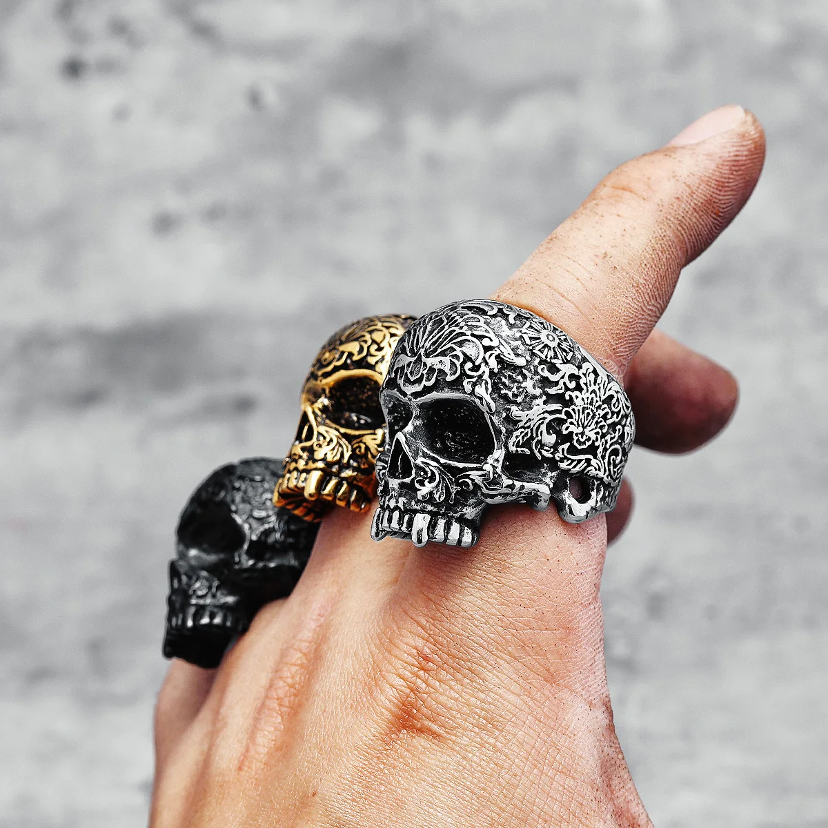 316L Stainless Steel Men Ring Skull Carved Rock HipHop Rap Luxury Golden Plated for Biker Rider Male Boyfriend Jewelry Best Gift
