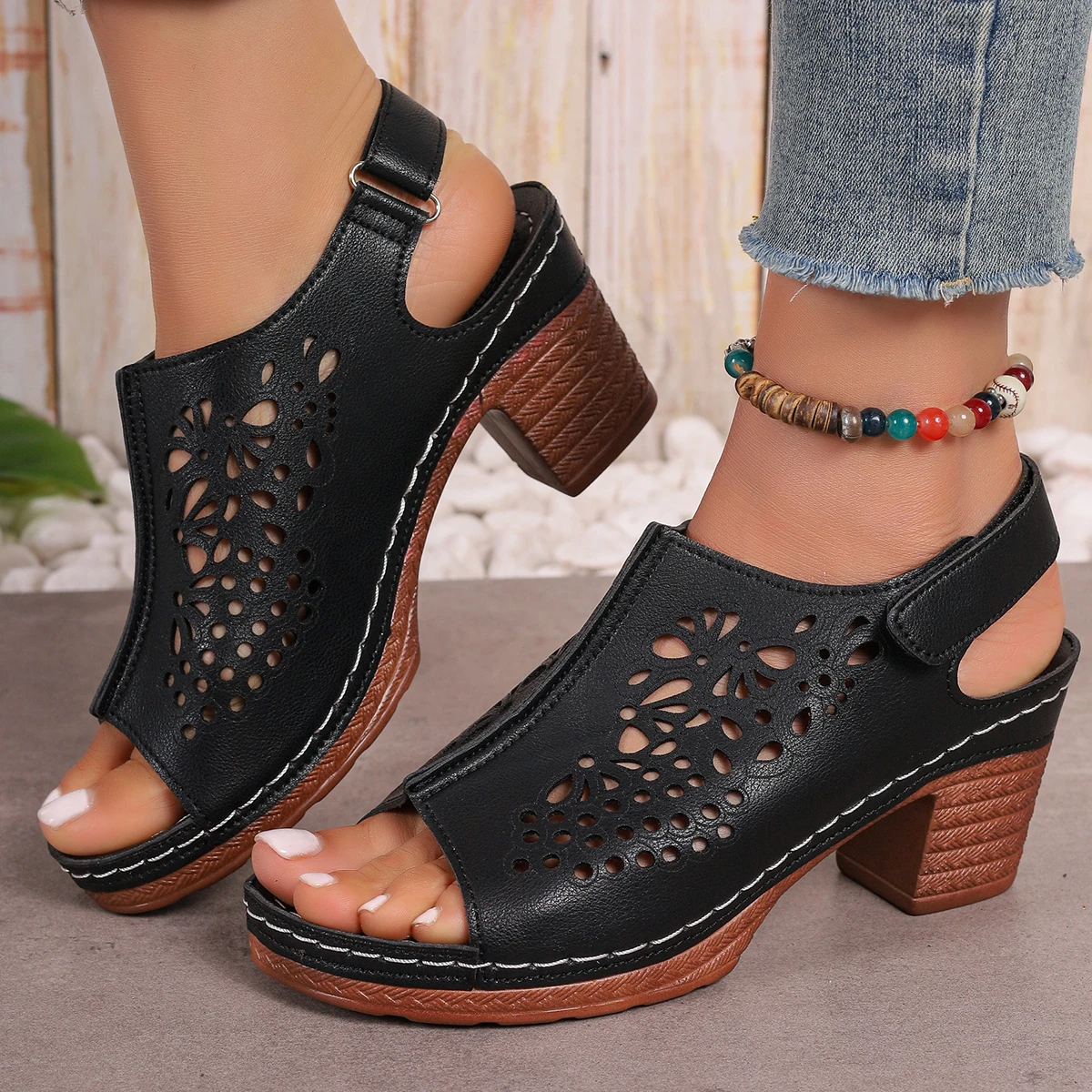 Women Sandals Retro Thick Heeled Fish Mouth Sandals 2024 New Summer Shoes for Women Middle Heeled Fashion Hollow Sandals Women