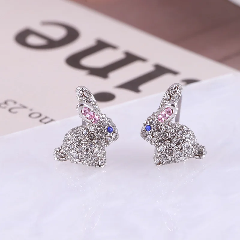 

KS European and American Trends Versatile Niche Diamond Fun Cute Bunny Stud Earrings Female