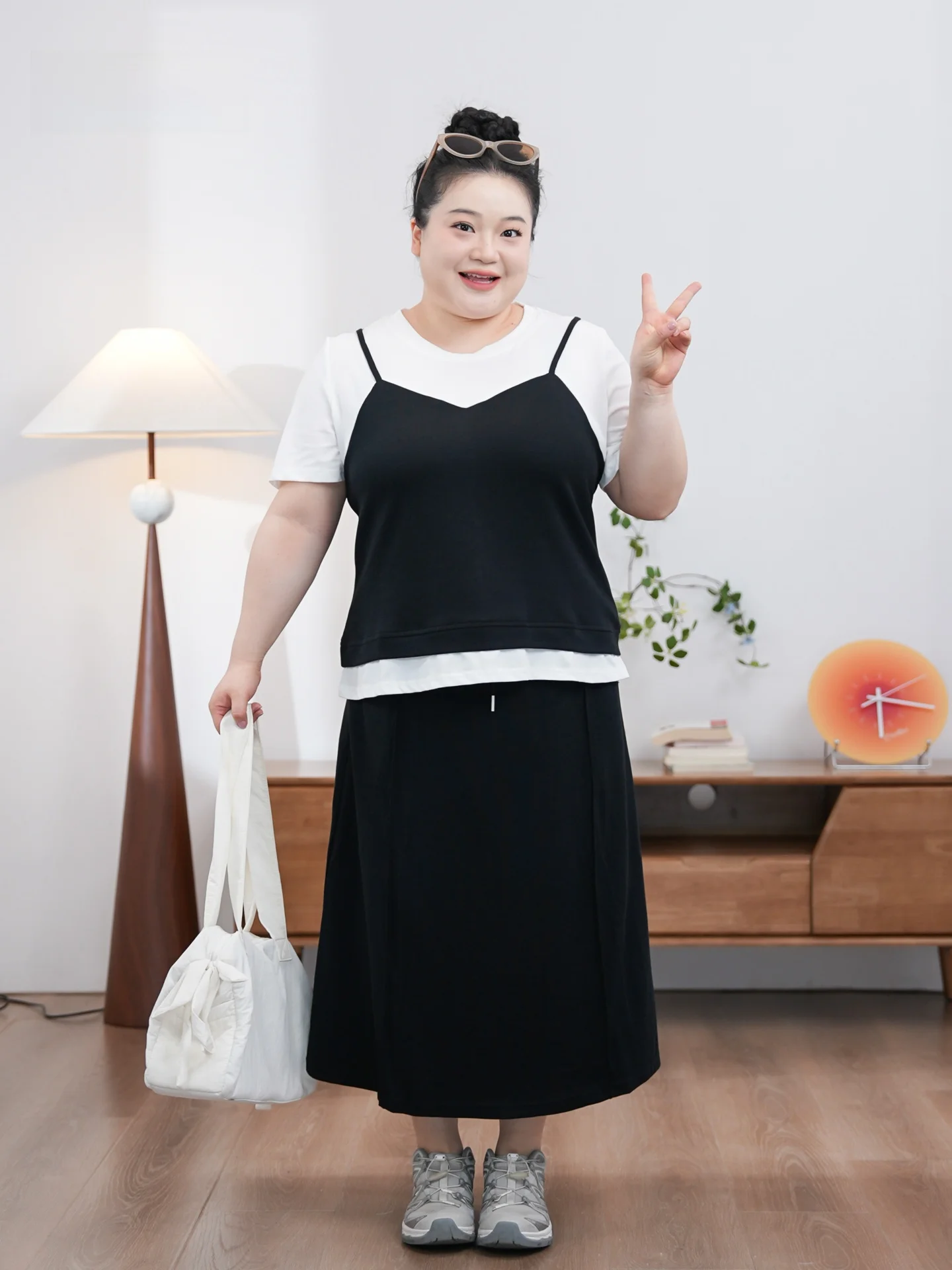 

Slimming Effectiveness Color Block Waist Cinching Set Large Size Fashionable Women's Cotton Short Sleeve round Neck Two-Piece...